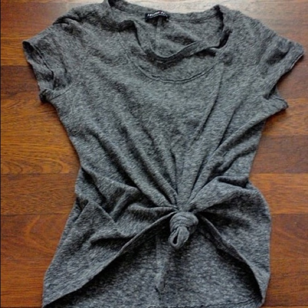 Fashion Nova Gray T-shirt